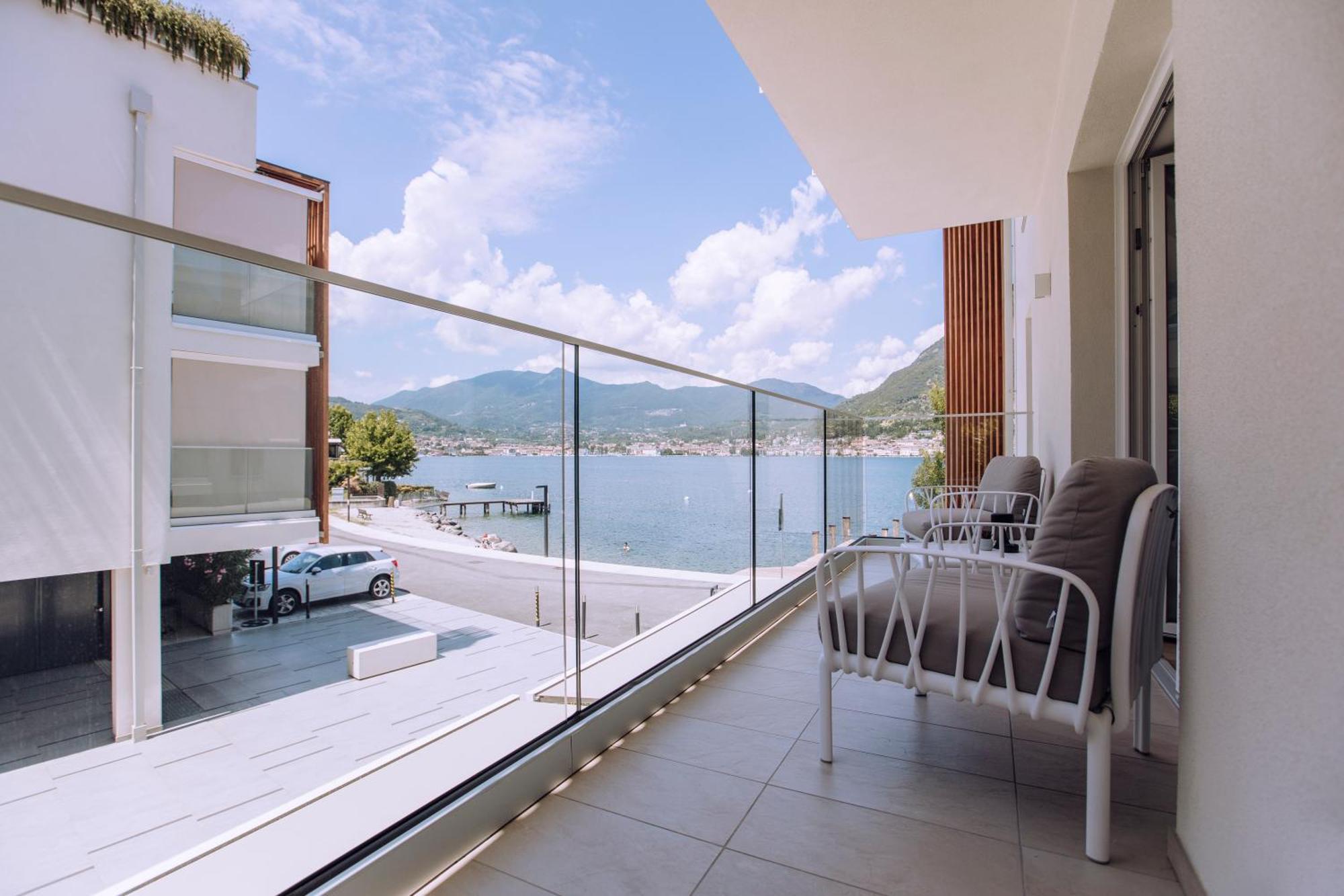 Ah Porticcioli Boutique Apartments San Felice del Benaco Ngoại thất bức ảnh