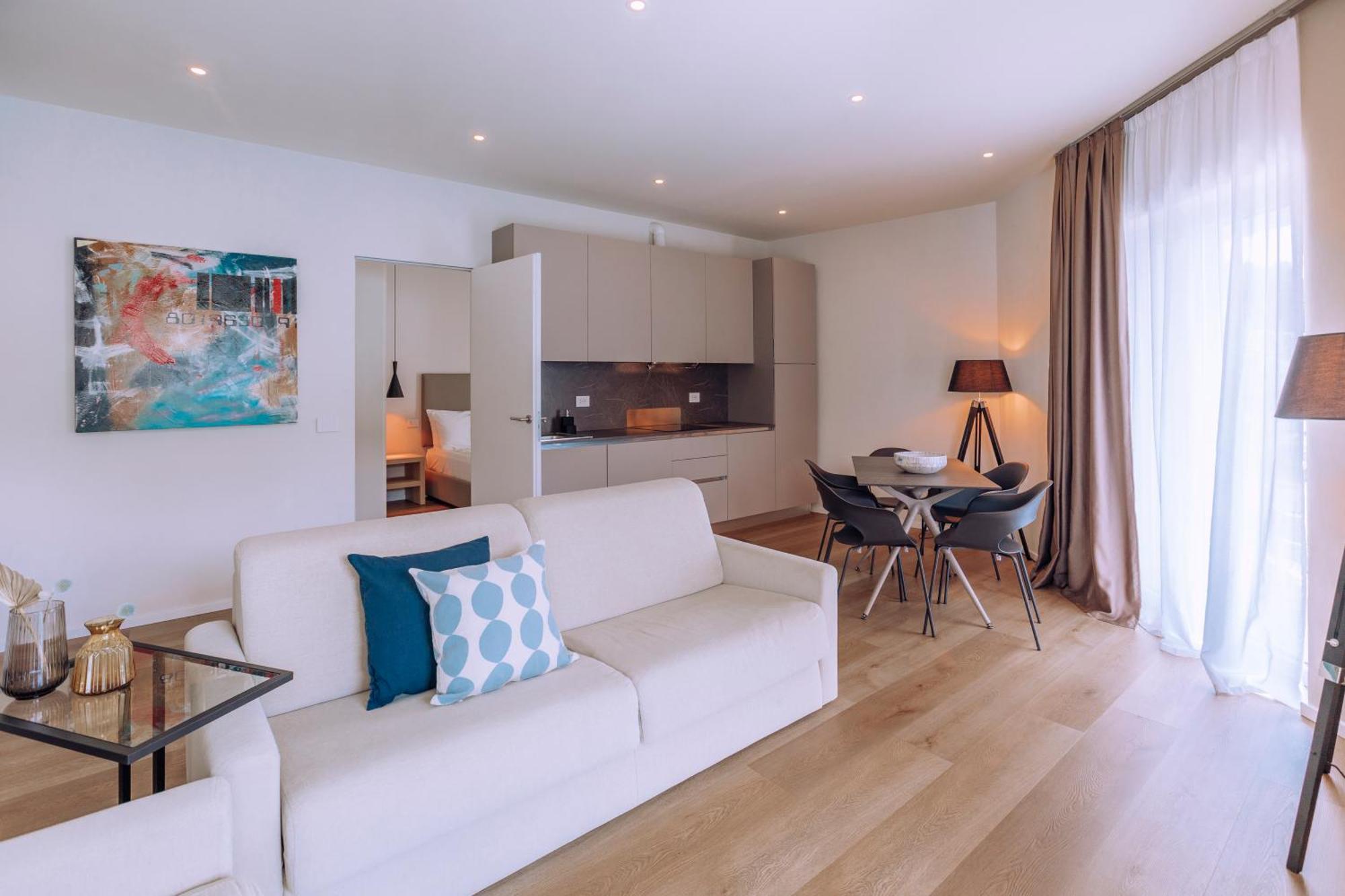 Ah Porticcioli Boutique Apartments San Felice del Benaco Ngoại thất bức ảnh