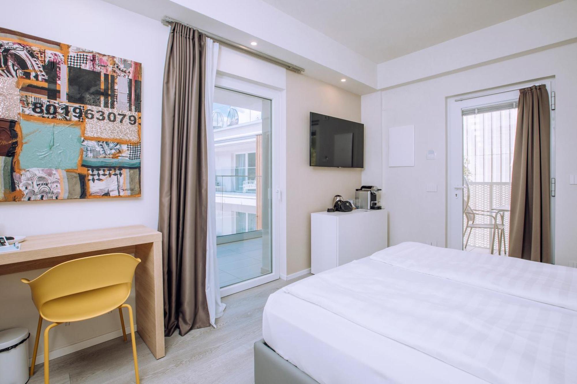 Ah Porticcioli Boutique Apartments San Felice del Benaco Ngoại thất bức ảnh