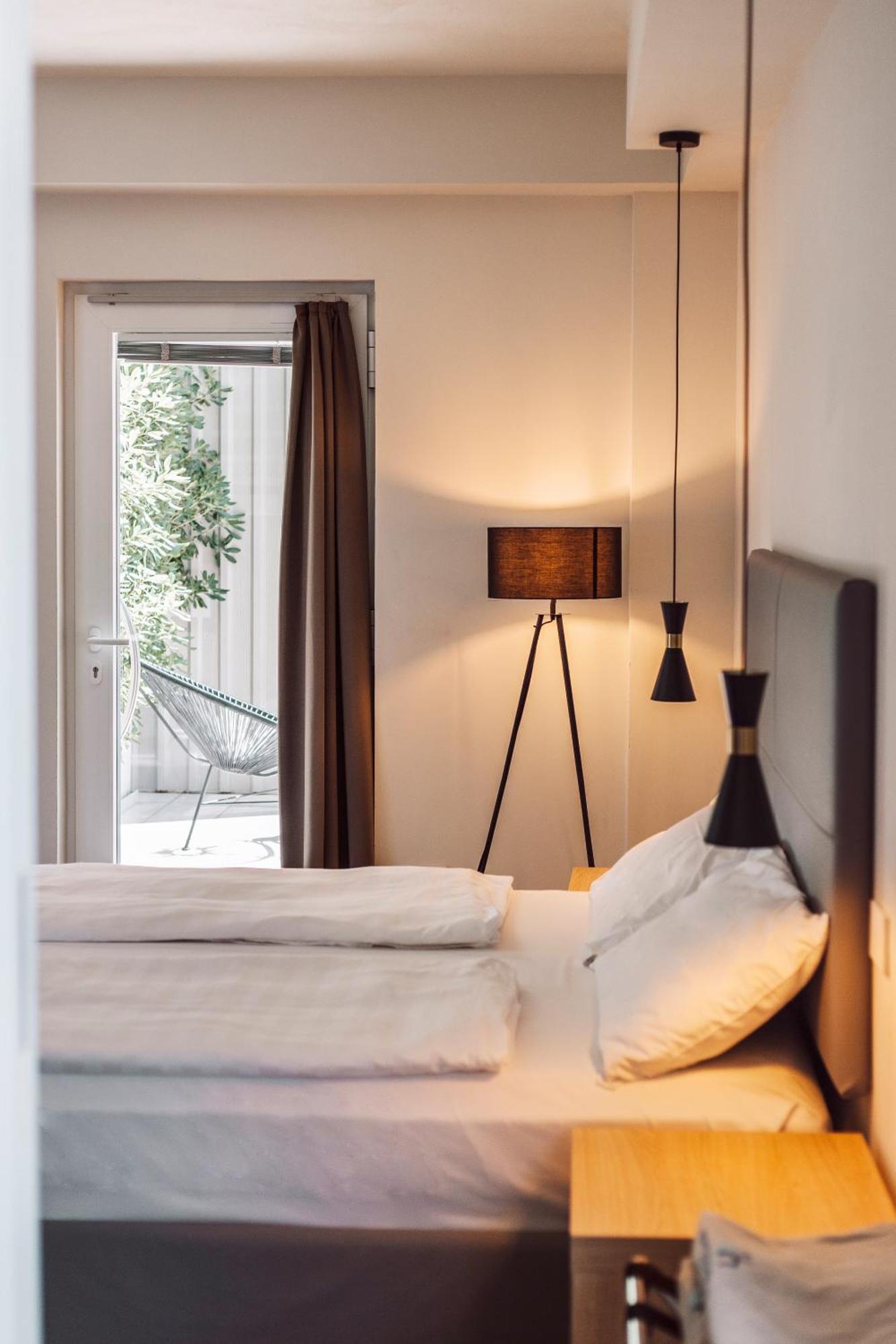 Ah Porticcioli Boutique Apartments San Felice del Benaco Ngoại thất bức ảnh